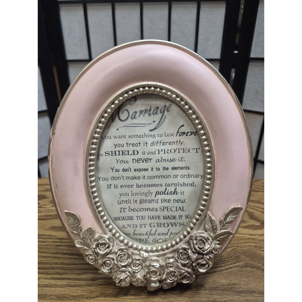 Cottsge Grove Champagne Pink Antiqued Oval Frame With Lovely Roses